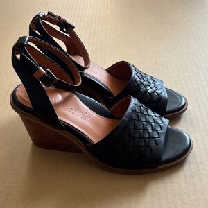 Gentle Souls “Nadia” Leather Wedges